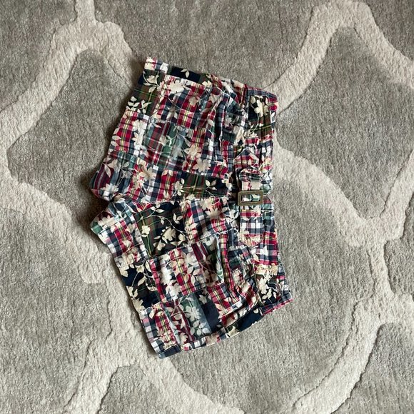 AEO Plaid Shorts - Picture 3 of 4